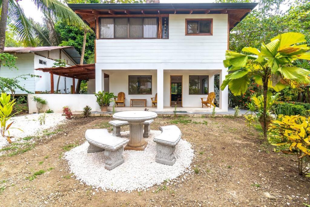 Surfside Apartments - Mal Pais Malpais Kültér fotó