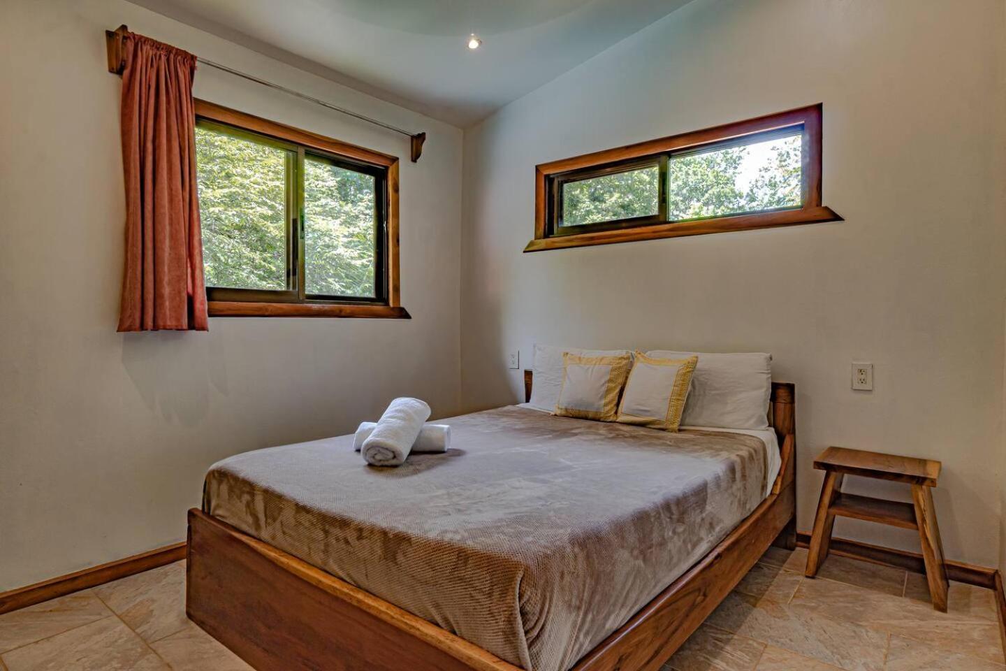 Surfside Apartments - Mal Pais Malpais Kültér fotó